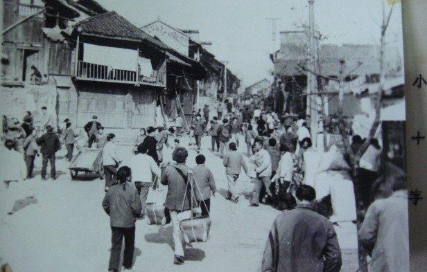 圖1：銅仁主城區(qū)舊景。銅仁日?qǐng)?bào)社資料圖片.jpg