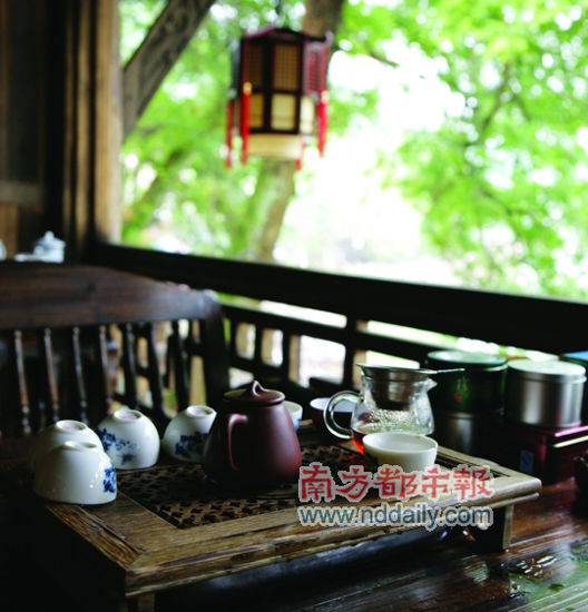 山中清涼，正適合避暑